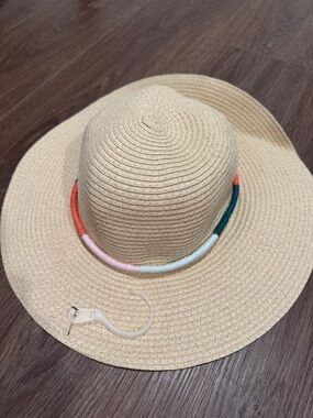 Target Beige Straw Sun Hat with Multicolor Trim